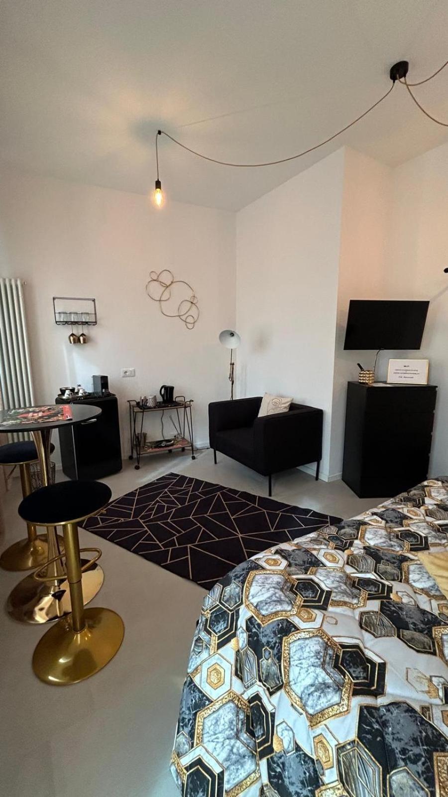 Comfort Accommodation Suite & Le Camere Bergamo Exteriör bild